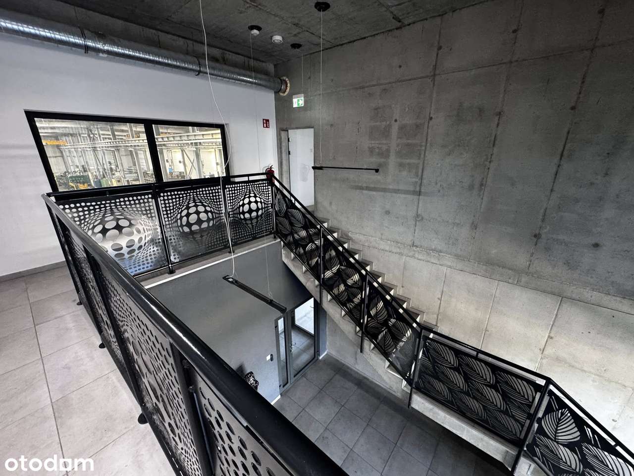 Nieruchomość przemysłowa  3256 m2, działka 1,6855 ha, ODPADY PRODUKCJA-11