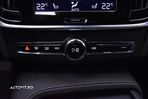 Volvo S90 T4 Geartronic Momentum Pro - 18