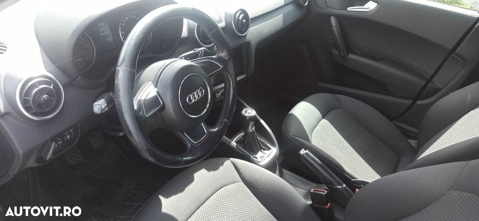 Audi A1 Sportback 1.6 TDI Ambition - 14