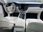 Volvo XC 60 T5 AWD Momentum - 12