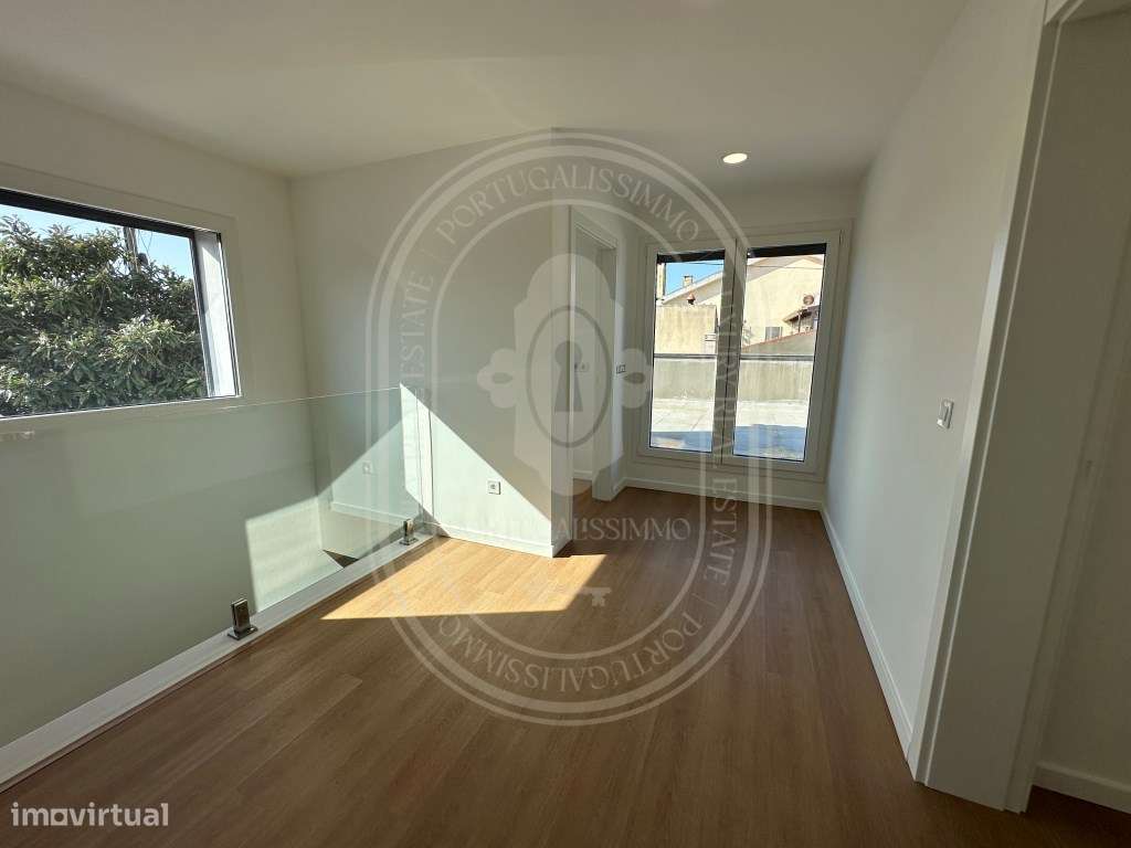 Elegante Moradia Contemporânea T4 - Conforto, Luz e Eficiência Ener...-14