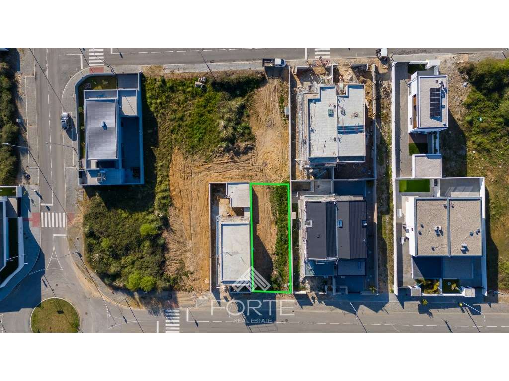 Terreno Urbano para construção em Picalhos - Grande imagem: 2/11