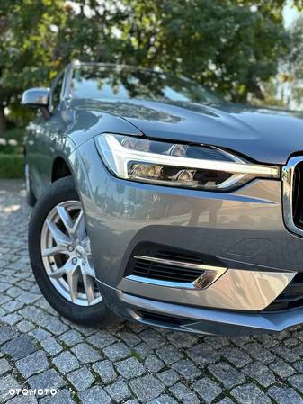 Volvo XC 60 T8 Twin Engine AWD Geartronic Momentum - 5