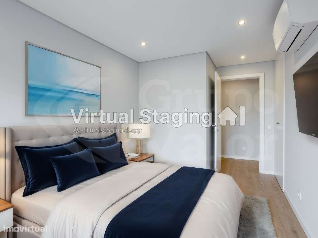 Apartamento T2 Novo com Estacionamento - Parede - R/C E-22