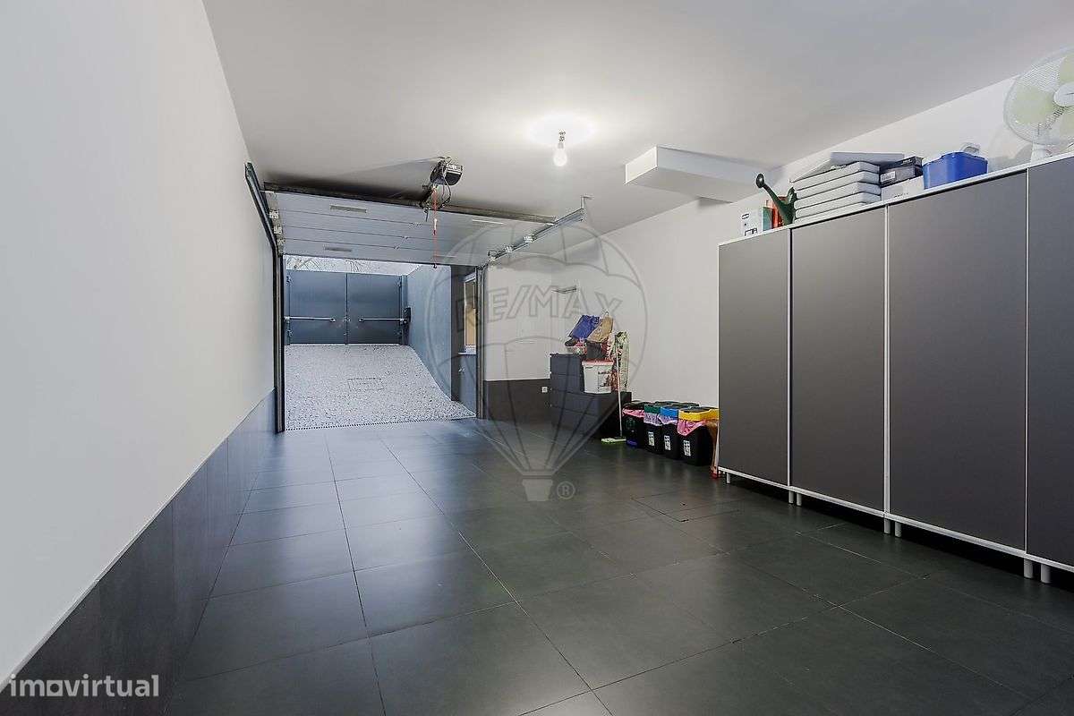 Moradia T4 para venda-18