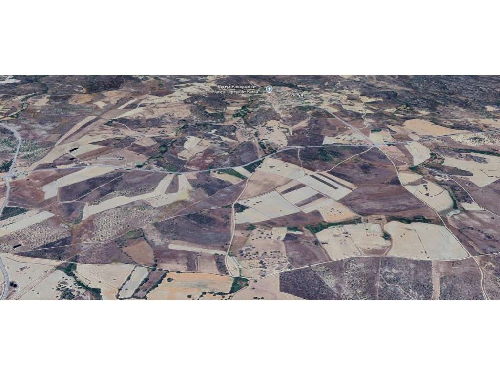 Terreno rústico a 800m da EN332, Junça, Almeida - Grande imagem: 4/8
