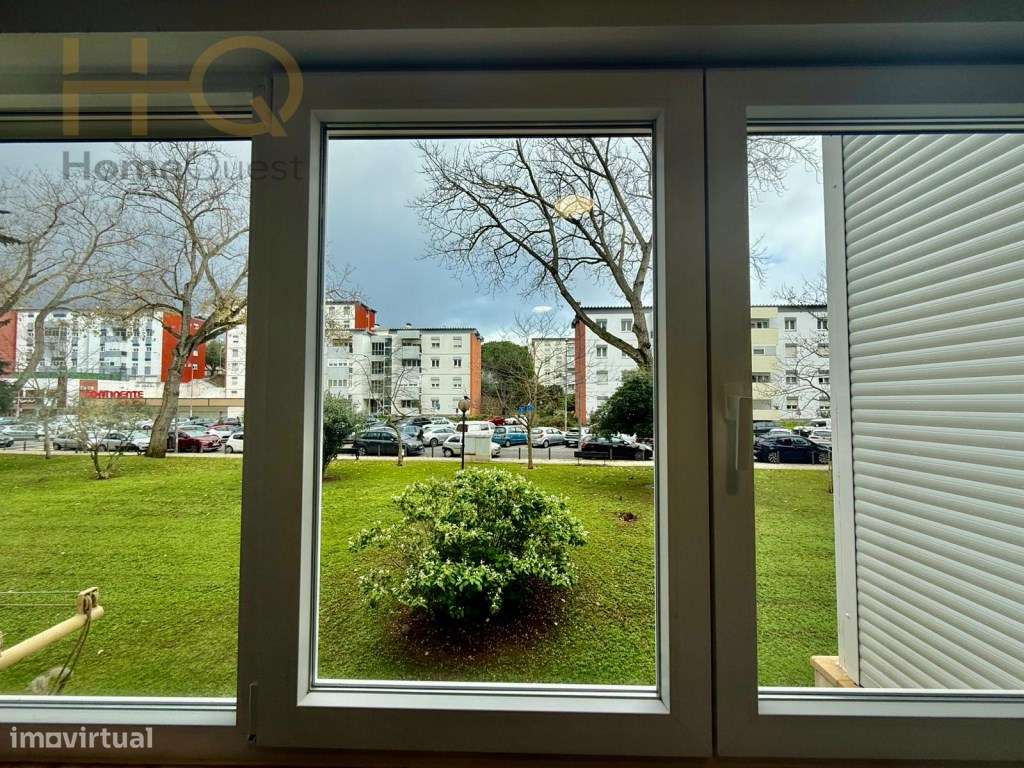 Apartamento T2 remodelado no centro de Oeiras-14