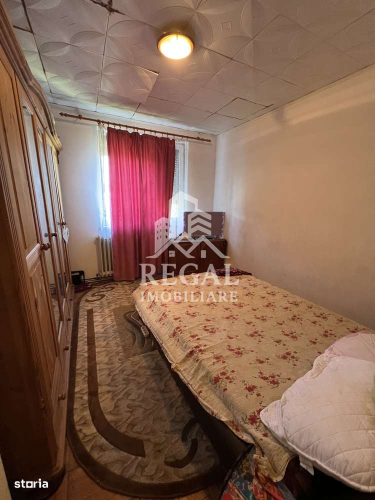 Apartament 3 camere – Micro 4, vedere la bulevard - Imagine principală: 4/8