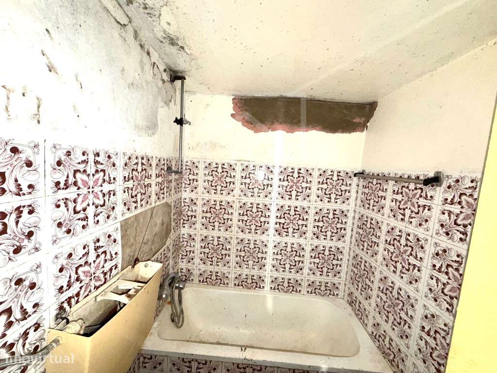 Moradia T2 com quintal em Cuba-14