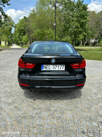 BMW 3GT 318d GT Modern Line - 12