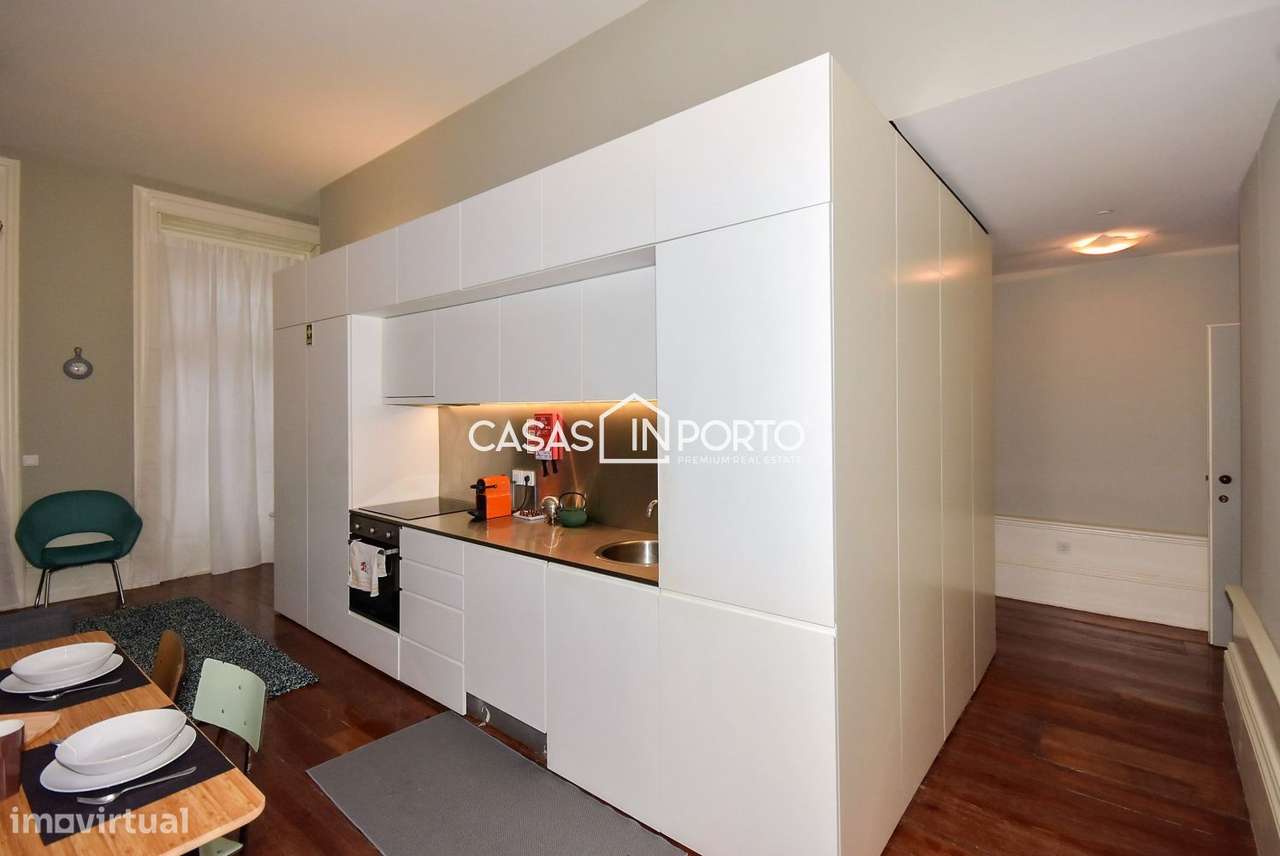 T1 Mobilado e Equipado – No Coração Histórico do Porto - Grande imagem: 4/17