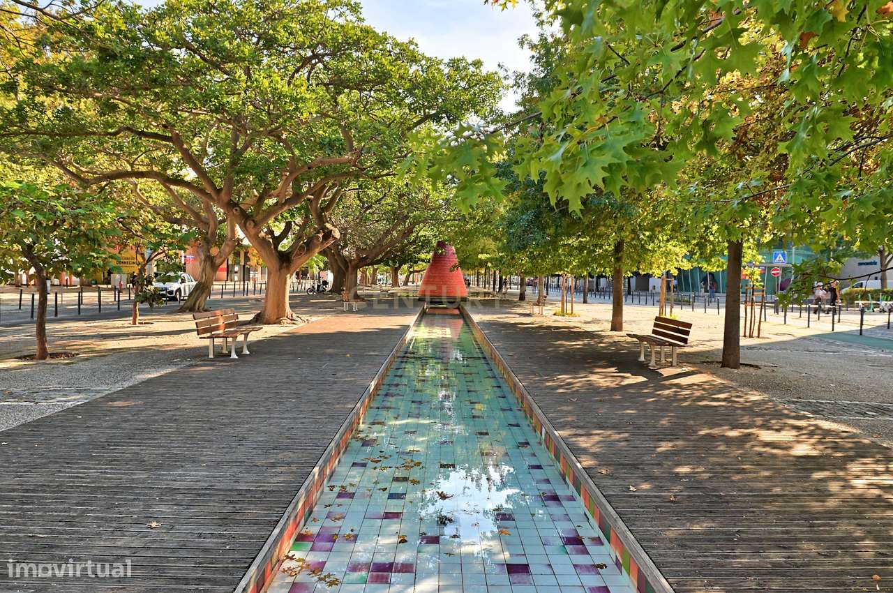 Trespasse de Restaurante (270 m2 + 2 esplanadas + 9 lugares de estacio-38