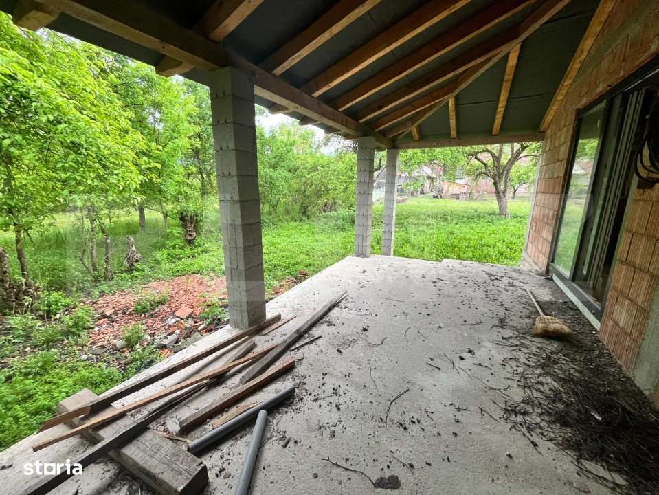 Casa spatioasa cu 4 camere, 150 mp, 10 ari teren, zona Arcalia - Imagine principală: 4/11