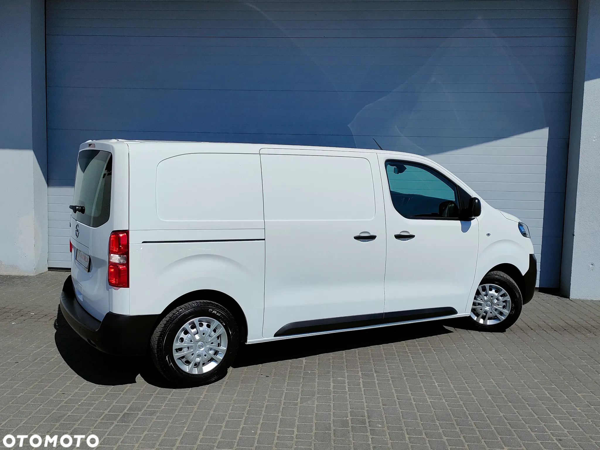 Opel Vivaro - 27