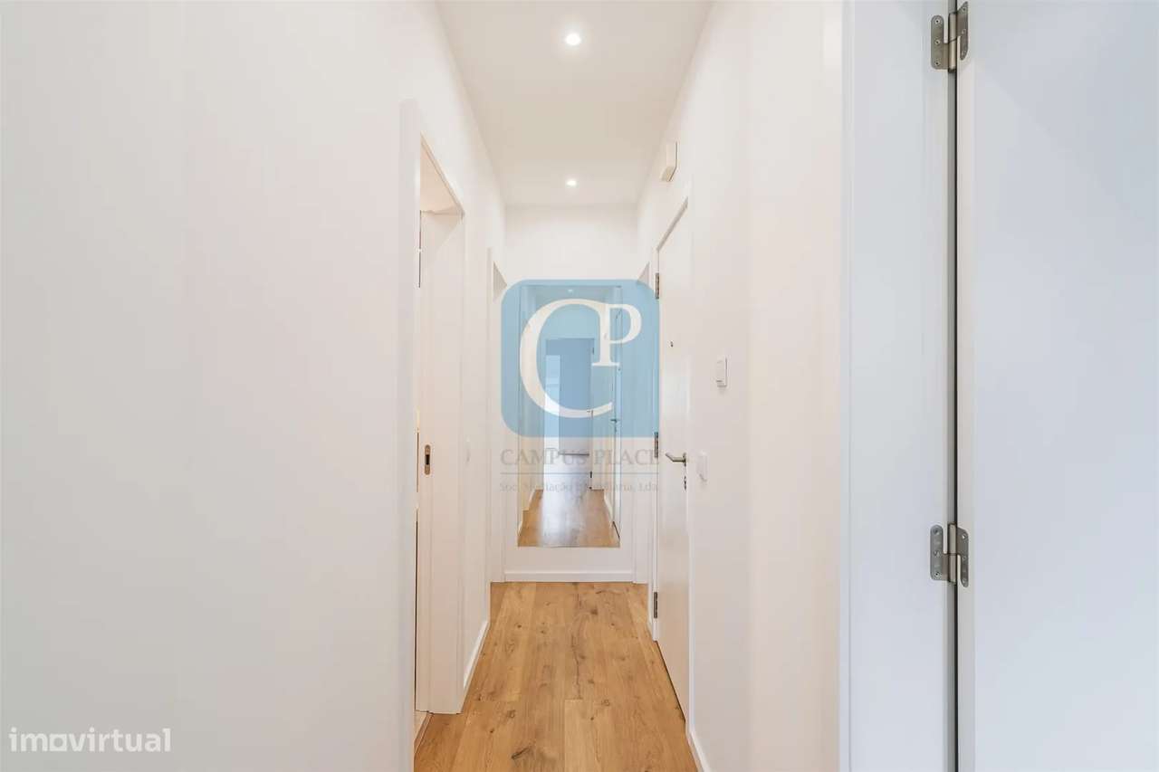 Apartamento T2 remodelado no Carvalhido, Porto - Grande imagem: 5/19