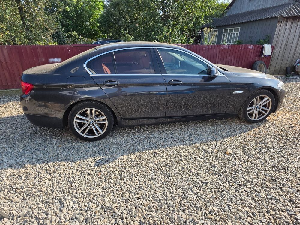 BMW 5 Series F10/F11/F07 [2010 - 2017] 520d 2012