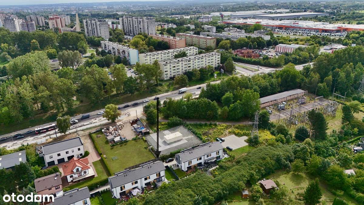 Pięknie urządzony dom w zabudowie szeregowej + działka na garaż-2