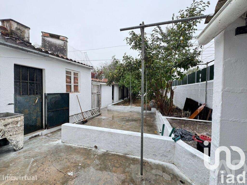 Prédio em Assumar de 86 m2 - Grande imagem: 2/15