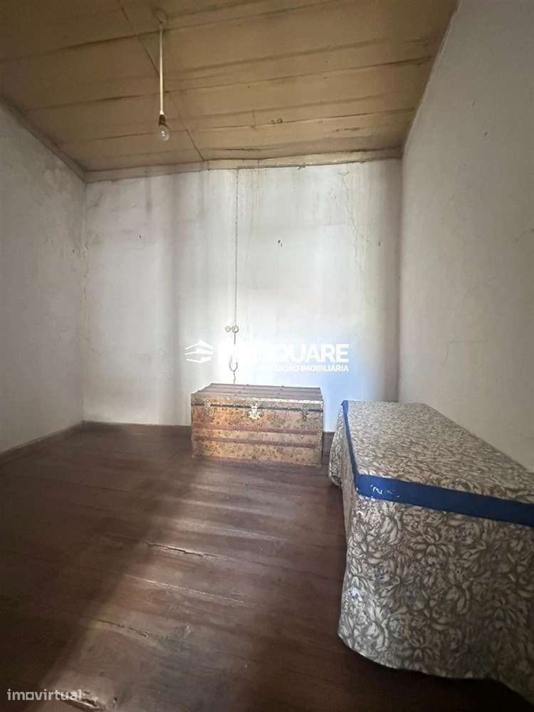 Moradia para Restaurar T5 Venda em Ourique,Ourique-27