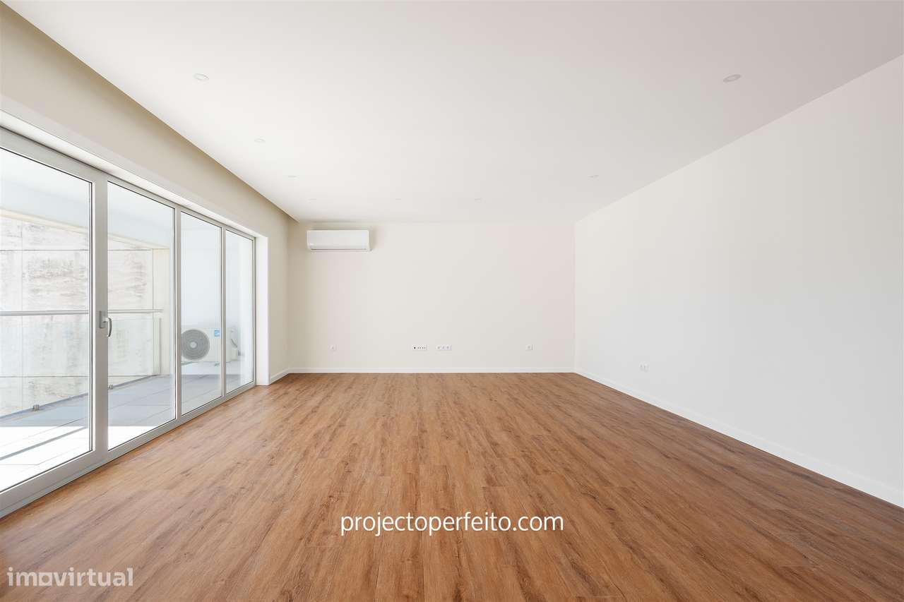 Apartamento T4 DUPLEX Venda em Silvalde,Espinho - Grande imagem: 4/23