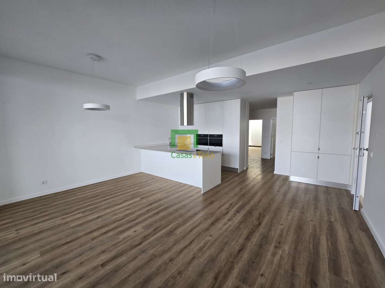 Loja Transformada em apartamento T2 - Grande imagem: 4/12