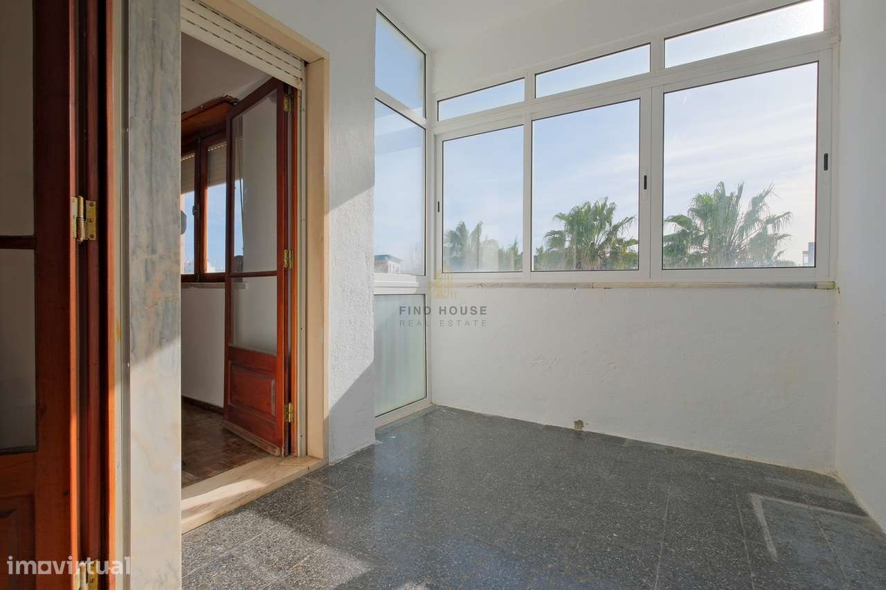 Apartamento T2 na zona da Figueirinha em Oeiras-6