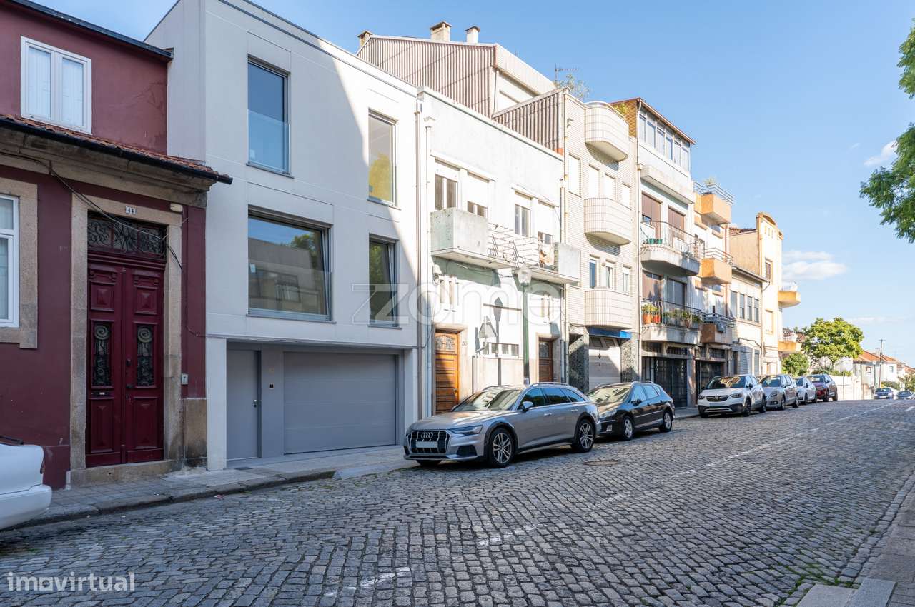 Moradia T3 1 Com Terraco E Garagem Antas Porto