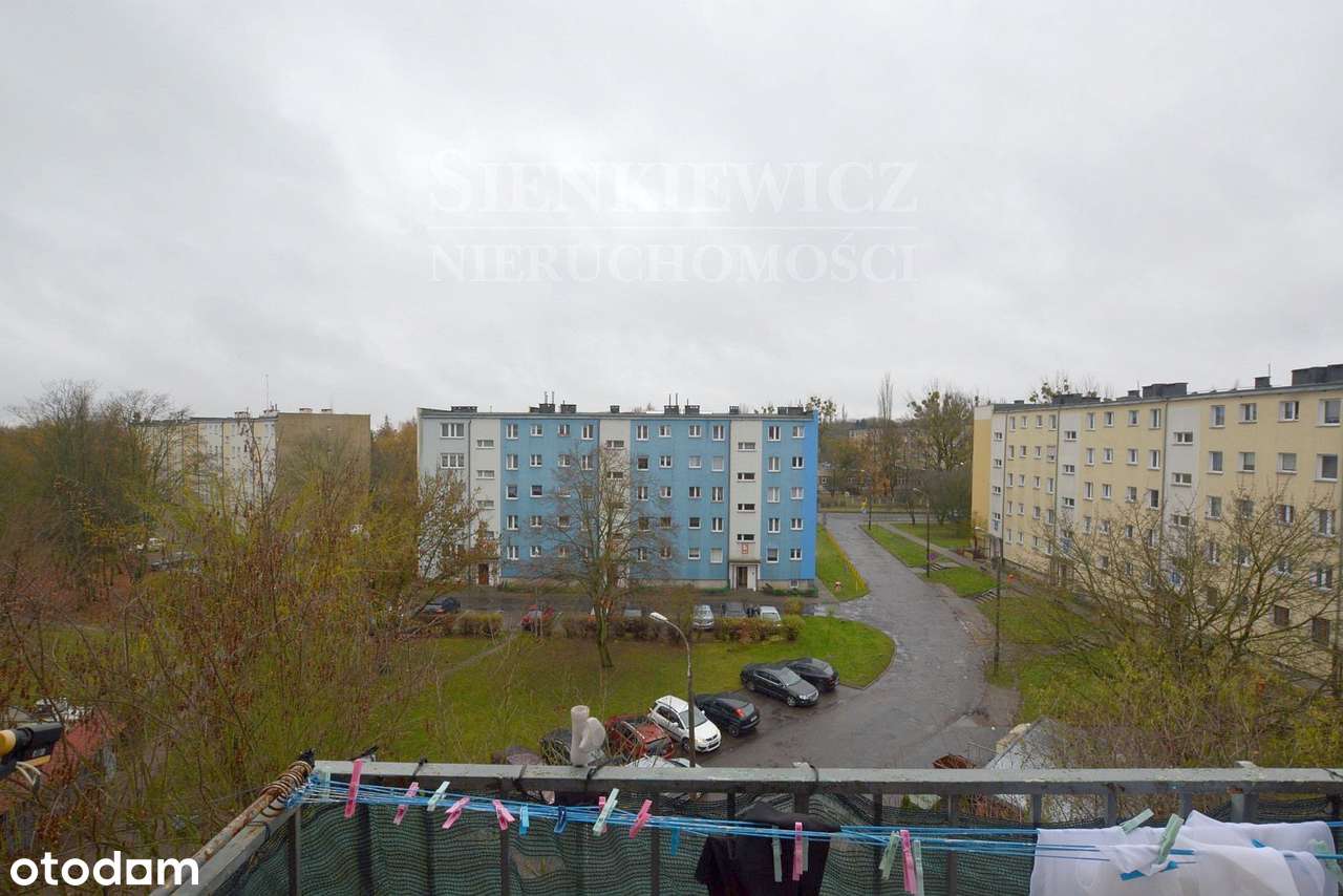 Mieszkanie trzypokojowe-11