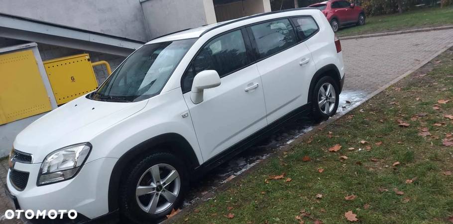 Chevrolet Orlando - 23