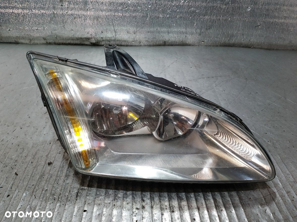 LAMPA PRAWA PRZÓD FORD FOCUS II 4M51-13K060-AA - 1