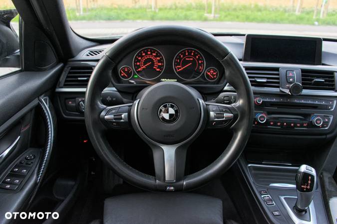 BMW Seria 3 328i Sport-Aut Sport Line - 16