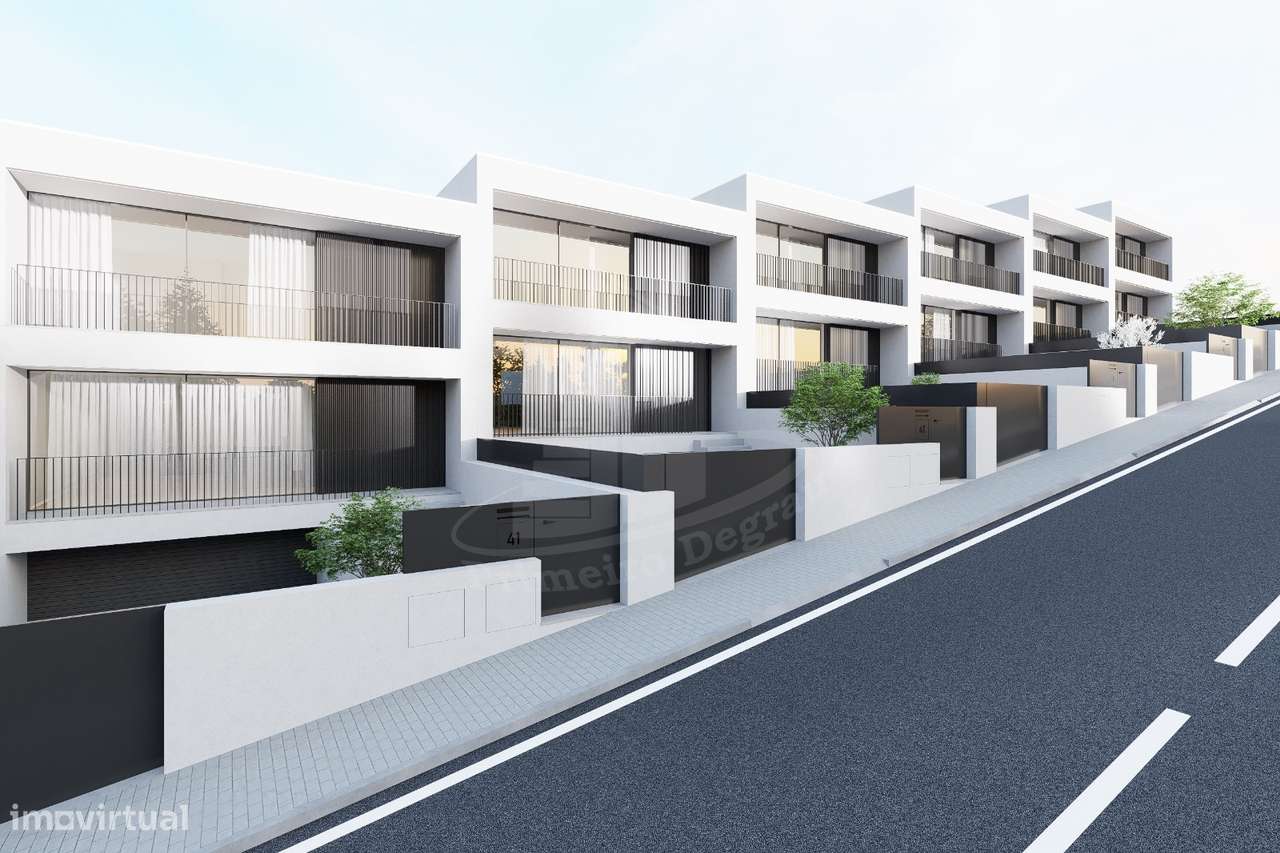 Moradia T3 com Qualidade, Conforto e Design Moderno na Encosta do Bom-2