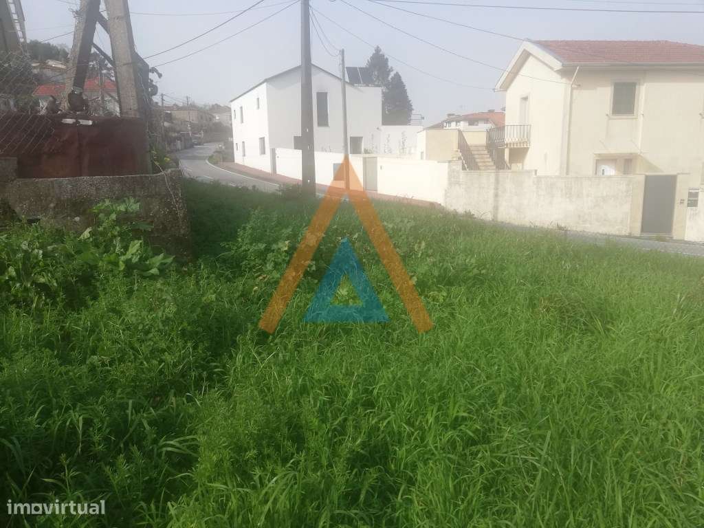 Lote de Terreno Urbano em Fiães - Santa Maria da Feira-9