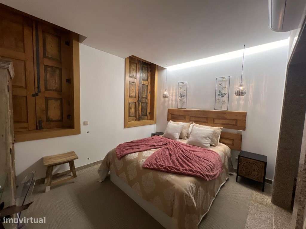 Moradia T5 com piscina em Braga-14
