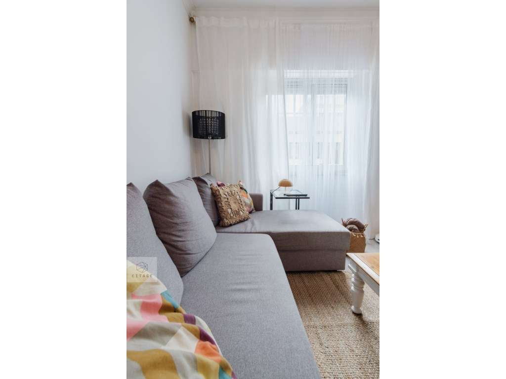 Apartamento T2 em São Domingos de Benfica-5