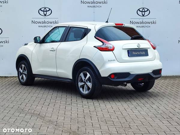 Nissan Juke 1.6 N-Connecta Xtronic - 4