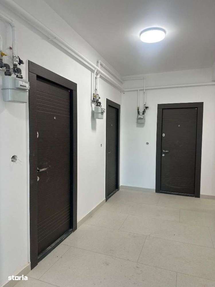 Apartament 3 camere , bloc nou , strada Zăvoaie-4