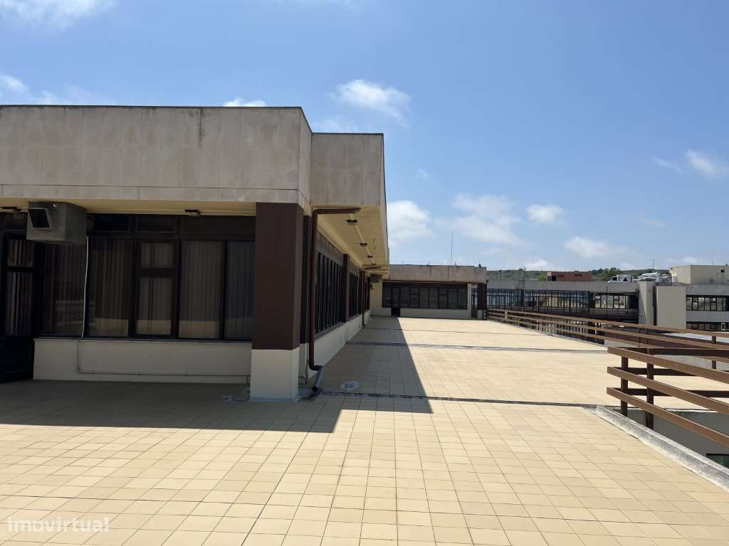 Escritório em Alfragide com 495 m2 - Financiamento até 100%-12