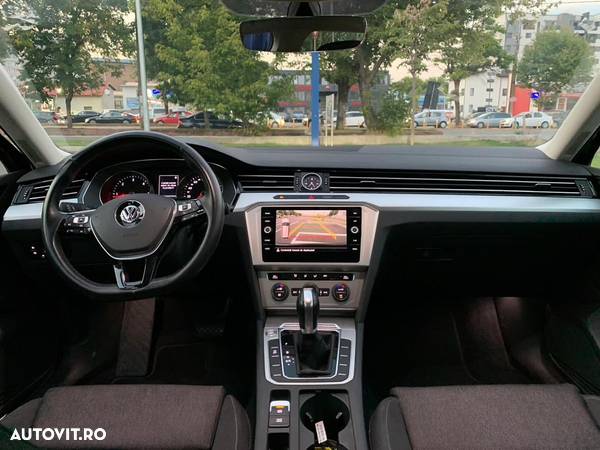 Volkswagen Passat Variant 2.0 TDI DSG Comfortline - 21