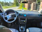 Volkswagen Golf IV 1.4 16V Basis - 7