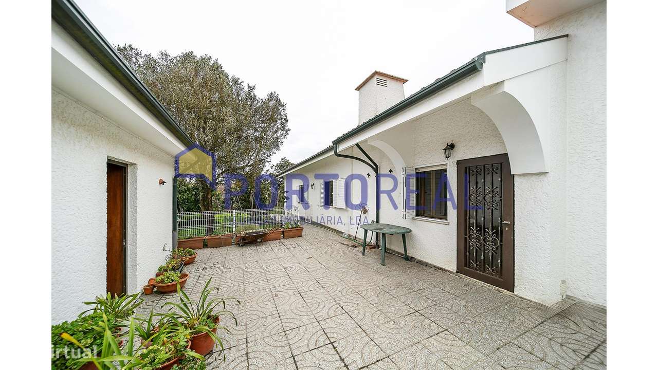 Moradia Isolada perto Praia Granja-37