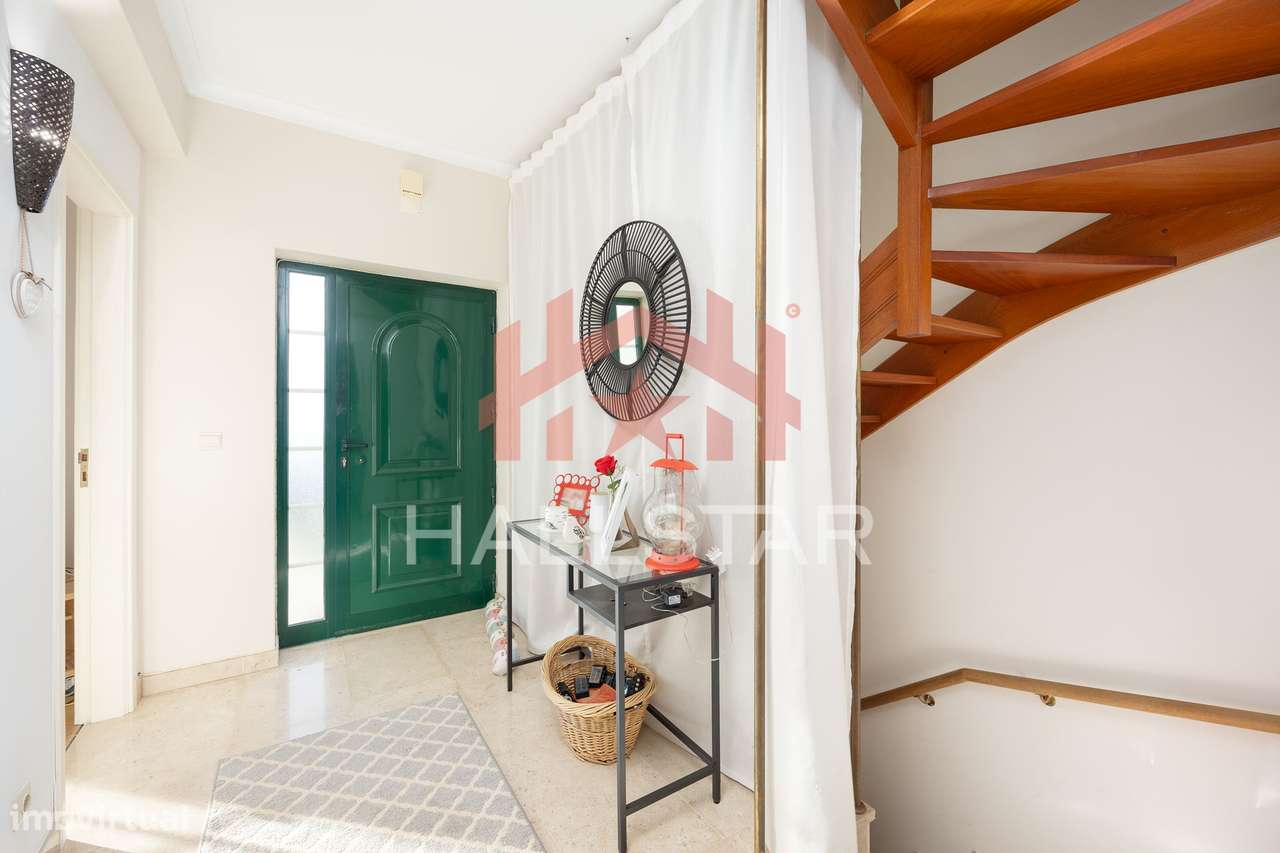 Moradia T3 Isolada / Aquecimento Central / Torre-8