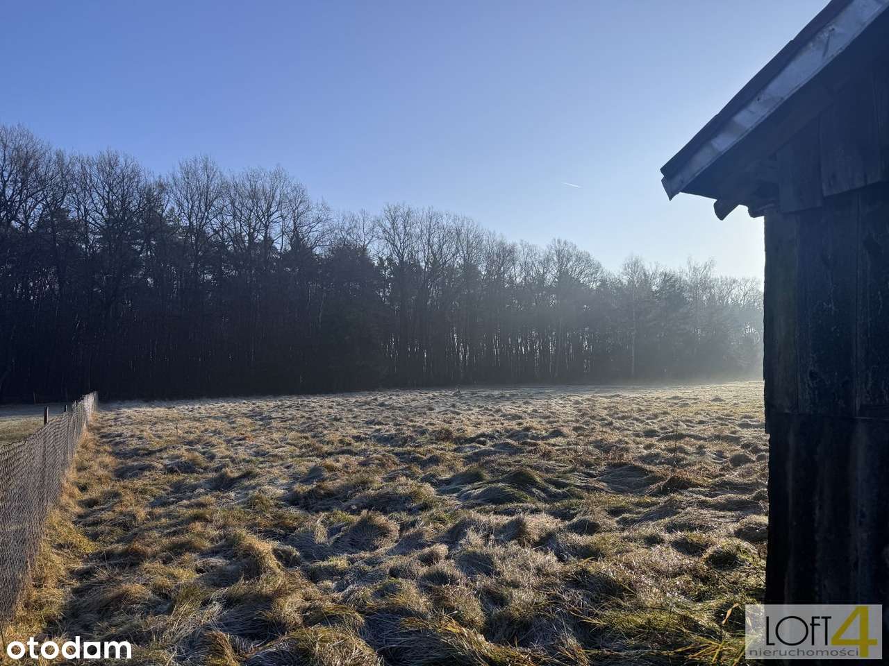 Wyjątkowa, uzbrojona działka pod lasem.-12