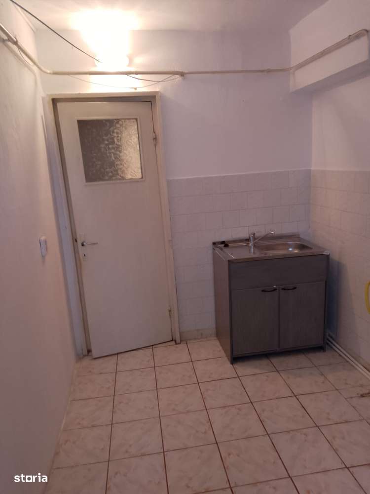 De Vanzare Aprtament cu 1 camera zona Progresu - Imagine principală: 2/10