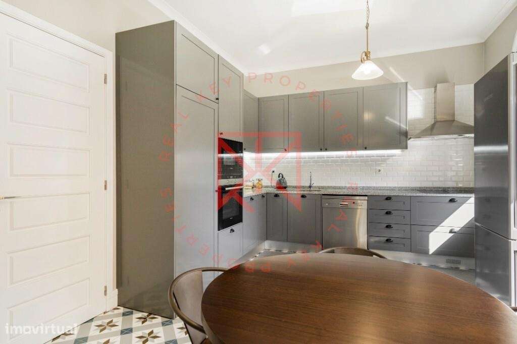 Moradia T4 situada na Boavista-10