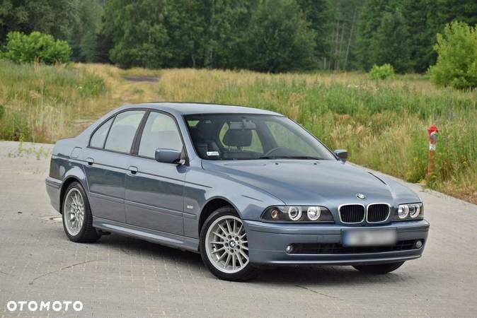 BMW Seria 5 525i - 2