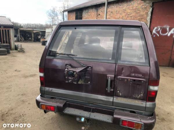 Isuzu trooper 1993r 3.1d na części - 5