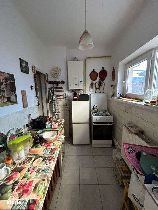 Casa 3 camere, zona Ultracentrala, constructie caramida din anul 1996 - Imagine principală: 4/9