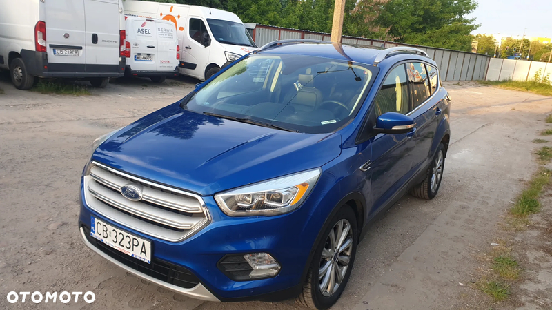 Ford Escape 2.0 EcoBoost AWD Titanium - 9