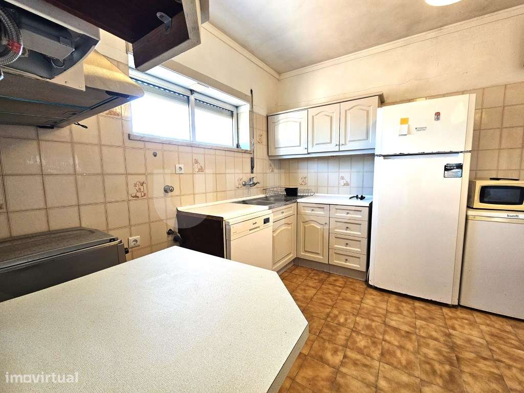 Apartamento T6 - Junto à ESE - Grande imagem: 3/26